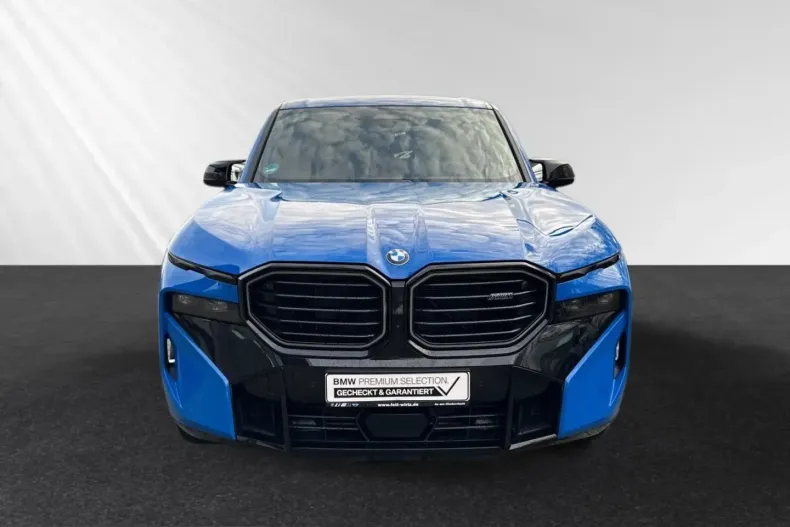 BMW XM (Seria X) din 2024 cu 3.900 km - oferta BMW205412 - foto 1