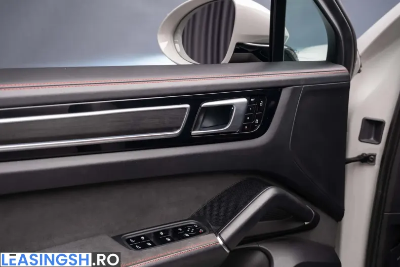 Porsche Cayenne din 2021 cu 61.600 km - oferta POR205413 - foto 16