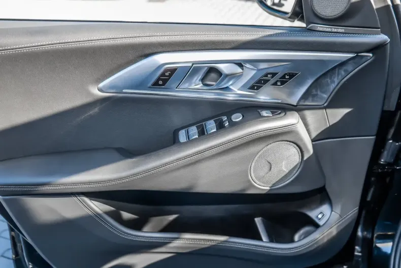 BMW XM (Seria X) din 2025 cu 23.223 km - oferta BMW205415 - foto 18