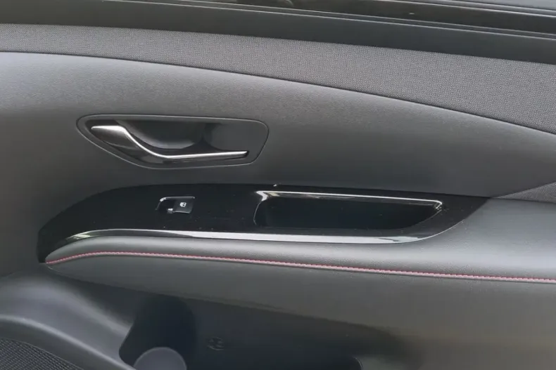 Hyundai Tucson din 2024 cu 18.262 km - oferta HYU205416 - foto 18