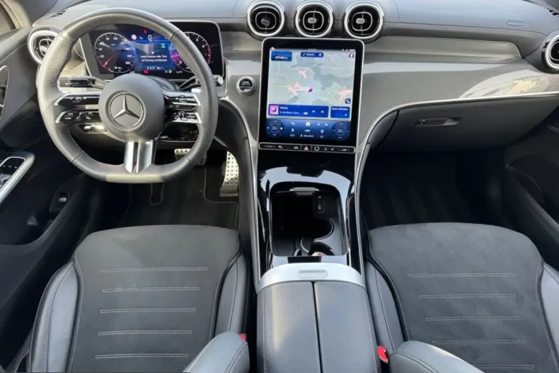 Mercedes-Benz GLC 200 (Clasa GLC) din 2024 cu 14.977 km - oferta MER205418 - foto 10