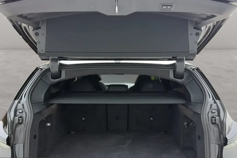 BMW XM (Seria X) din 2023 cu 18.140 km - oferta BMW205420 - foto 11