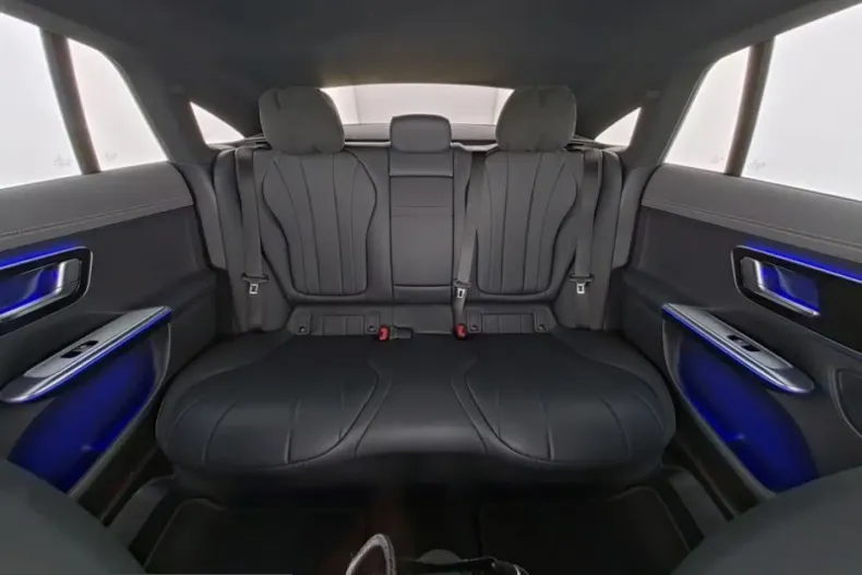 Mercedes-Benz EQE din 2024 cu 31.466 km - oferta MER205422 - foto 8