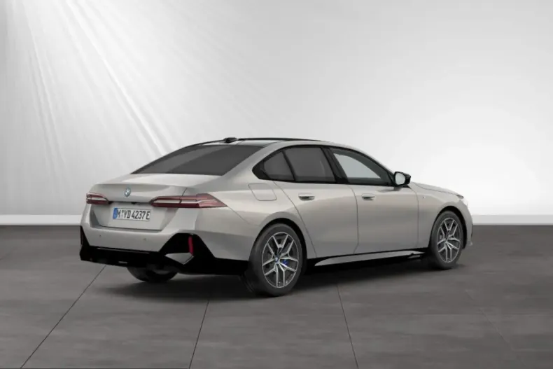 BMW i5 (Seria 5) din 2025 cu 29.350 km - oferta BMW205425 - foto 2