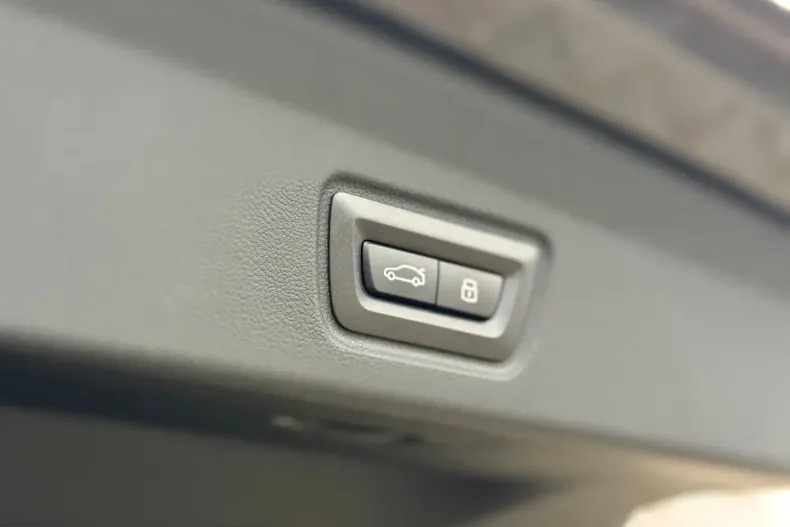 BMW i4 (Seria 4) din 2024 cu 28.500 km - oferta BMW205427 - foto 21