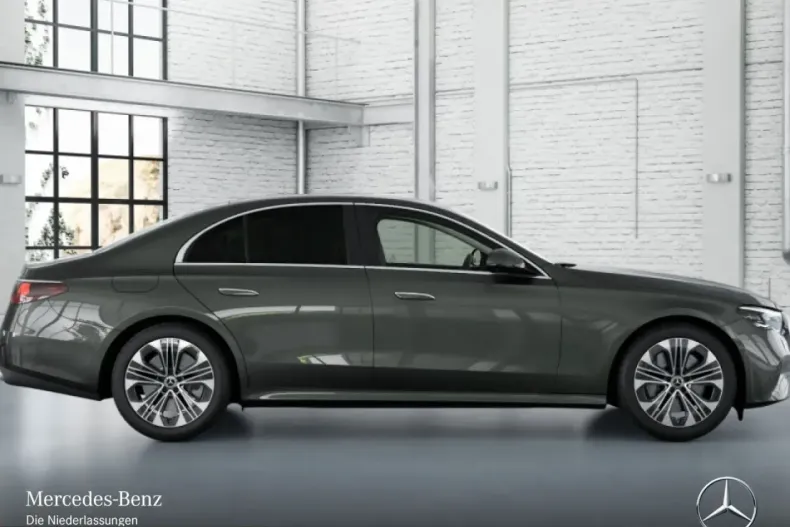 Mercedes-Benz E 400 (Clasa E) din 2024 cu 12.025 km - oferta MER205428 - foto 16