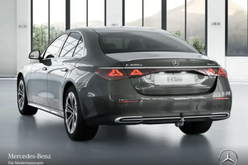 Mercedes-Benz E 400 (Clasa E) din 2024 cu 12.025 km - oferta MER205428 - foto 17