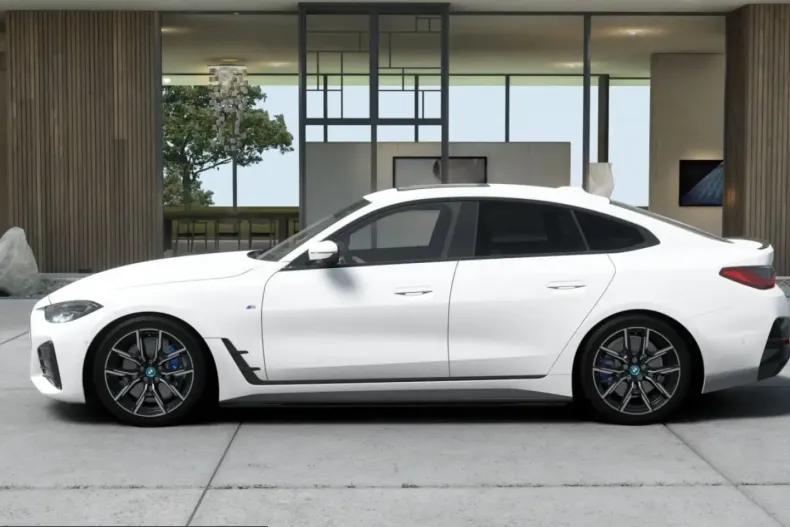 BMW i4 (Seria 4) din 2023 cu 28.201 km - oferta BMW205429 - foto 3