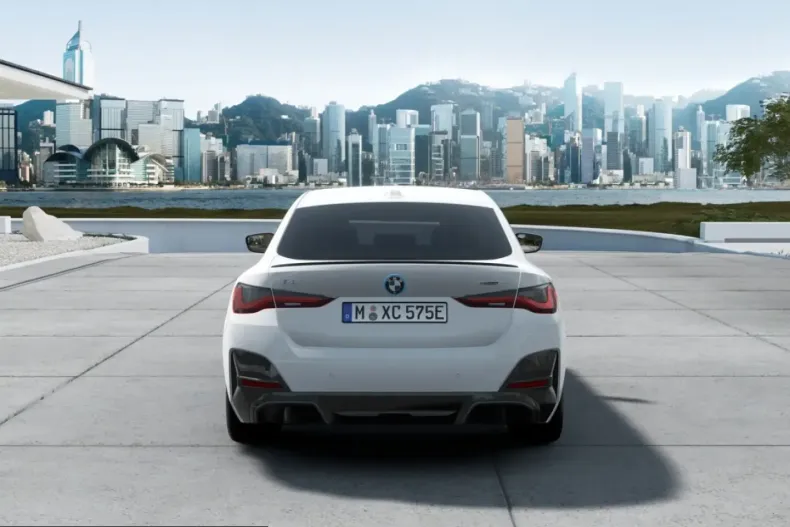 BMW i4 (Seria 4) din 2023 cu 28.201 km - oferta BMW205429 - foto 5