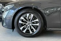 Mercedes-Benz E 220 (Clasa E) din 2025 cu 8.612 km - oferta MER205432 - foto 8