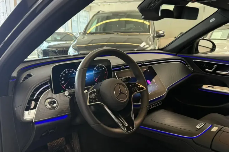 Mercedes-Benz E 220 (Clasa E) din 2025 cu 8.612 km - oferta MER205432 - foto 10