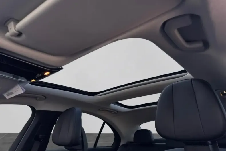 Mercedes-Benz E 450 (Clasa E) din 2024 cu 43.920 km - oferta MER205434 - foto 17