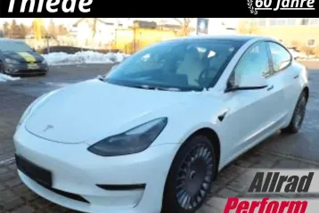 Tesla Model 3 din 2021 - oferta TES205436