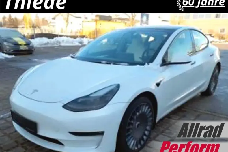 Tesla Model 3 din 2021 cu 26.750 km - oferta TES205436 - foto 1