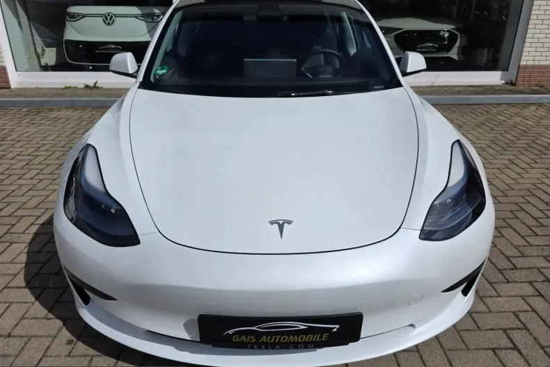 Tesla Model 3 din 2023 cu 27.260 km - oferta TES205437 - foto 2