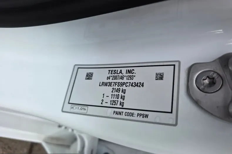 Tesla Model 3 din 2023 cu 27.260 km - oferta TES205437 - foto 12