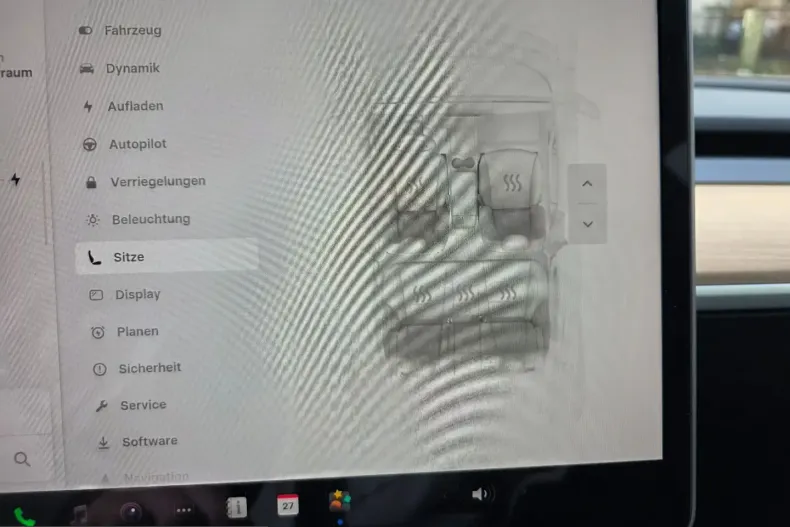 Tesla Model 3 din 2023 cu 27.260 km - oferta TES205437 - foto 27