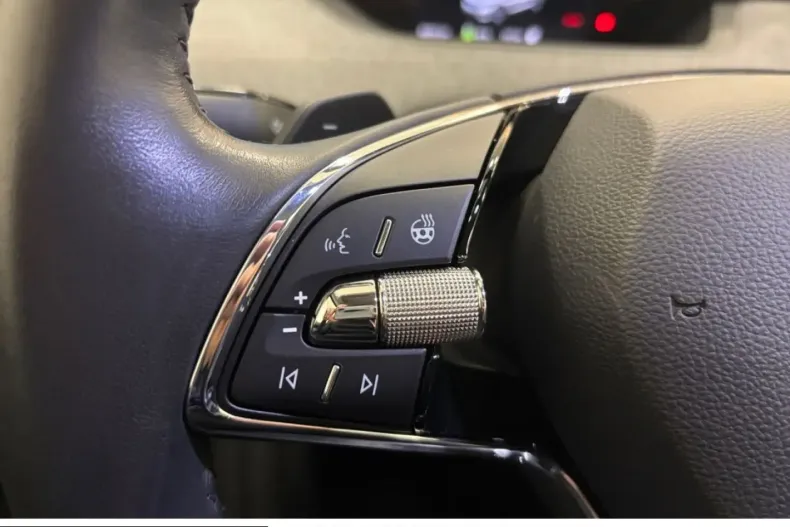 Skoda Enyaq din 2022 cu 40.100 km - oferta SKO205441 - foto 26