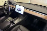 Tesla Model Y din 2024 cu 40.879 km - oferta TES205442 - foto 24