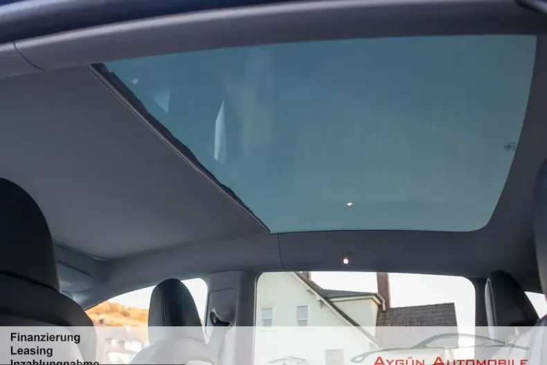 Tesla Model Y din 2024 cu 41.800 km - oferta TES205443 - foto 14