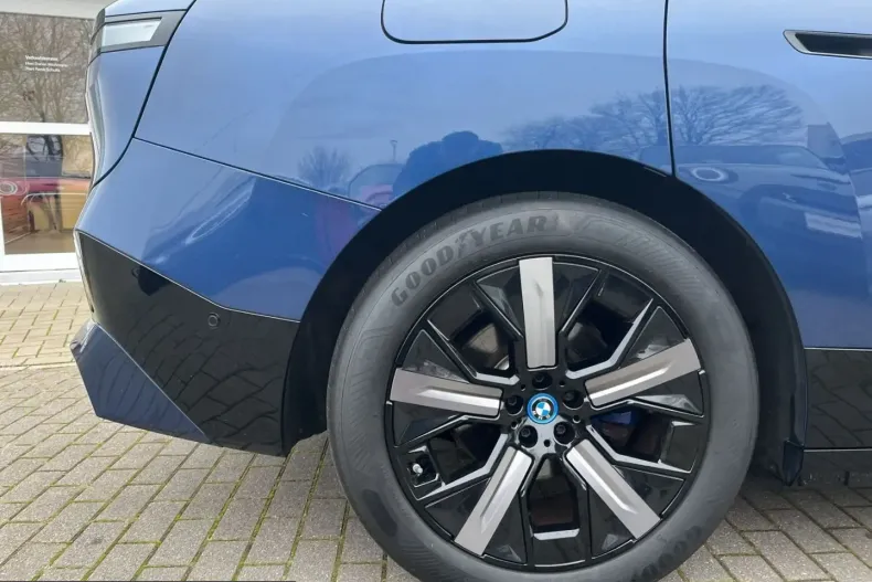 BMW iX din 2022 cu 27.800 km - oferta BMW205447 - foto 35