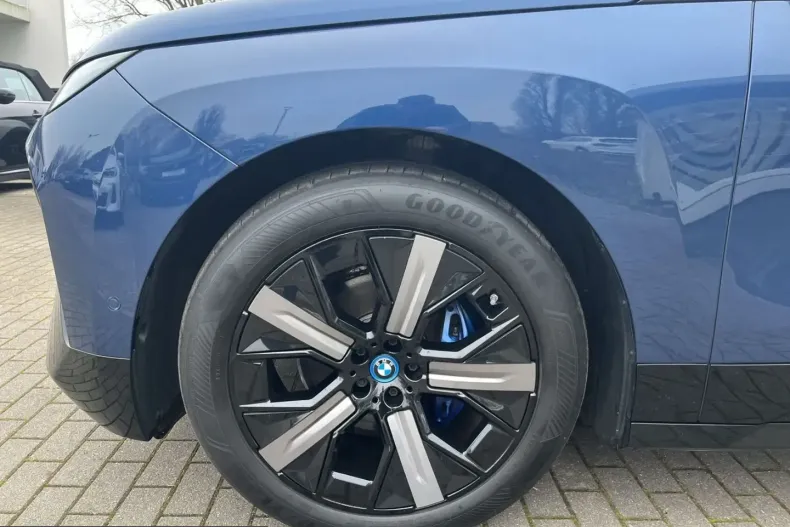 BMW iX din 2022 cu 27.800 km - oferta BMW205447 - foto 36