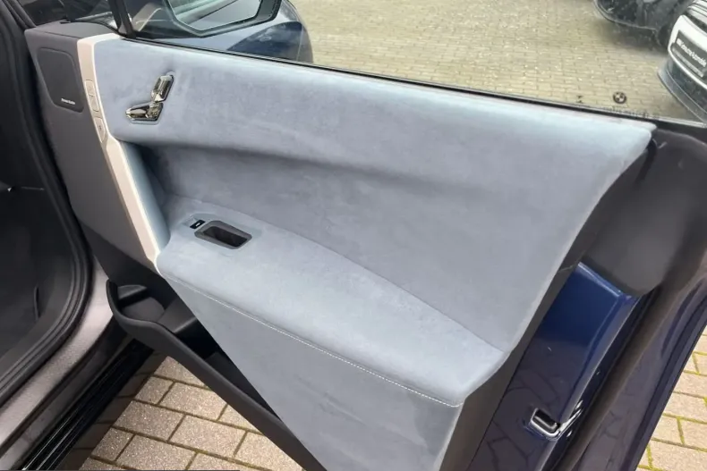 BMW iX din 2022 cu 27.800 km - oferta BMW205447 - foto 39