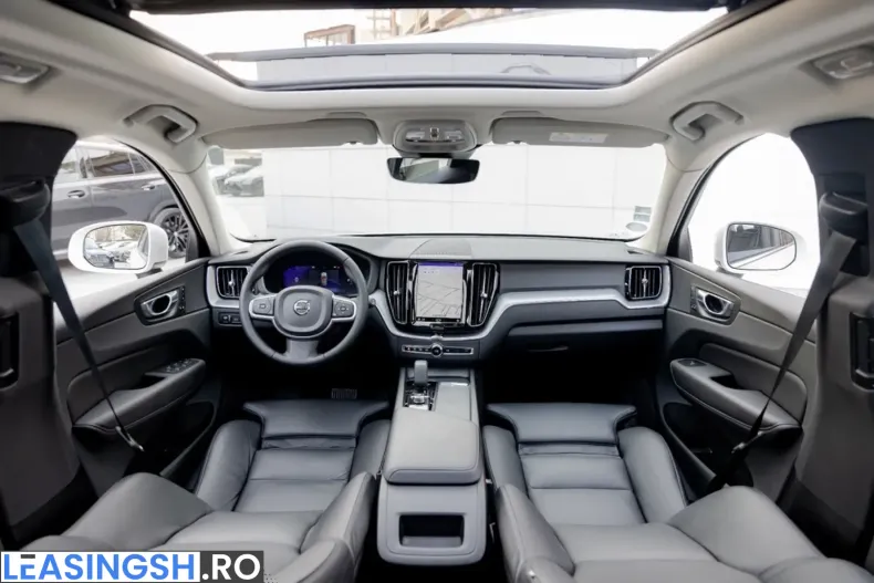 Volvo XC60 din 2022 cu 64.100 km - oferta VOL205461 - foto 2