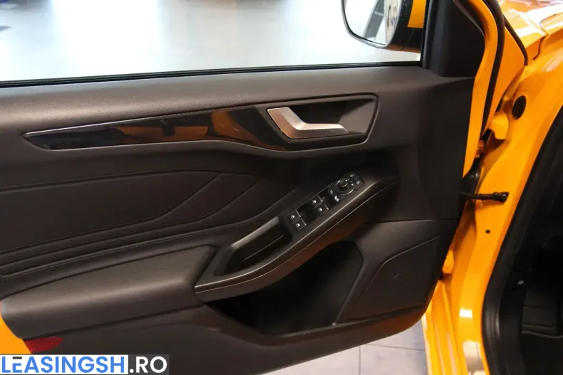 Ford Focus din 2022 cu 31.900 km - oferta FOR205465 - foto 7