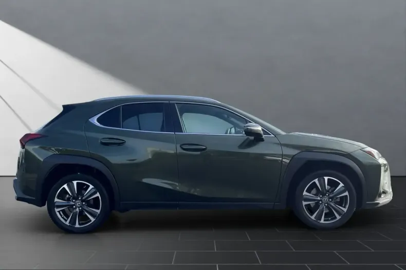 Lexus UX din 2023 cu 43.884 km - oferta LEX205472 - foto 6