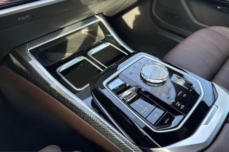 BMW i7 (Seria 7) din 2024 cu 22.448 km - oferta BMW205475 - foto 8