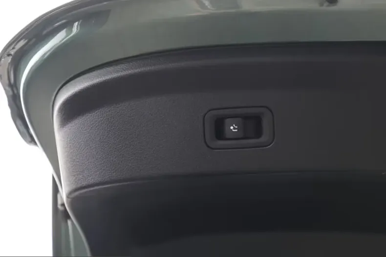 Mercedes-Benz GLE 53 AMG (Clasa GLE) din 2026 cu 17.800 km - oferta MER205477 - foto 11