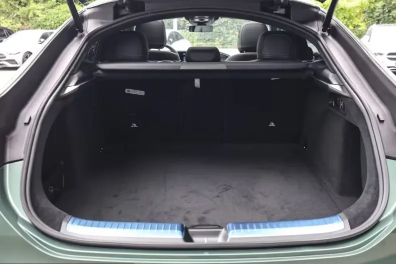 Mercedes-Benz GLE 53 AMG (Clasa GLE) din 2026 cu 17.800 km - oferta MER205477 - foto 12