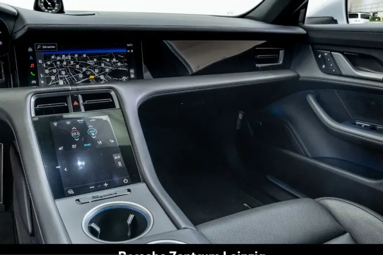 Porsche Taycan din 2024 cu 25.789 km - oferta POR205481 - foto 23