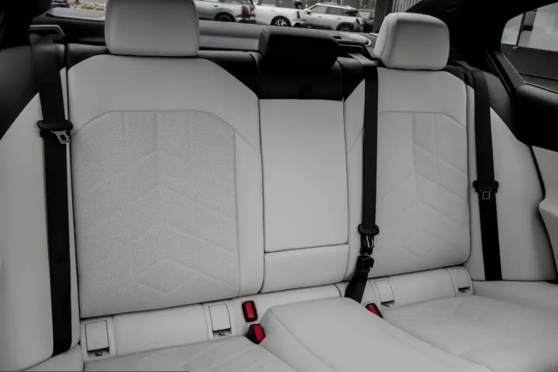 BMW 550 (Seria 5) din 2025 cu 31.476 km - oferta BMW205483 - foto 4