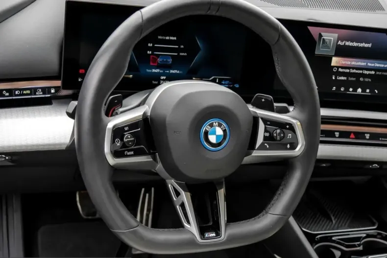 BMW 550 (Seria 5) din 2025 cu 31.476 km - oferta BMW205483 - foto 9