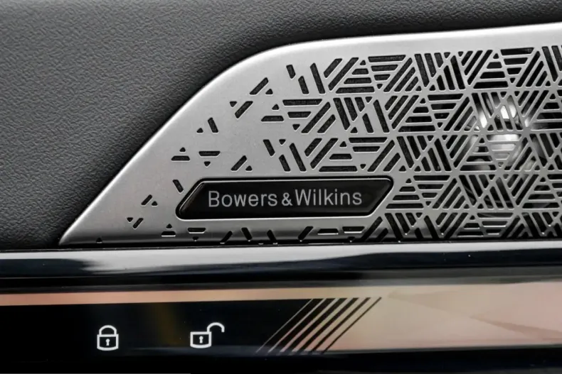 BMW 550 (Seria 5) din 2025 cu 31.476 km - oferta BMW205483 - foto 12