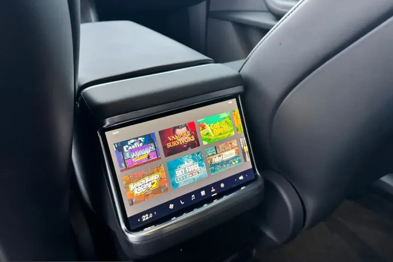 Tesla Model X din 2023 cu 55.555 km - oferta TES205484 - foto 38