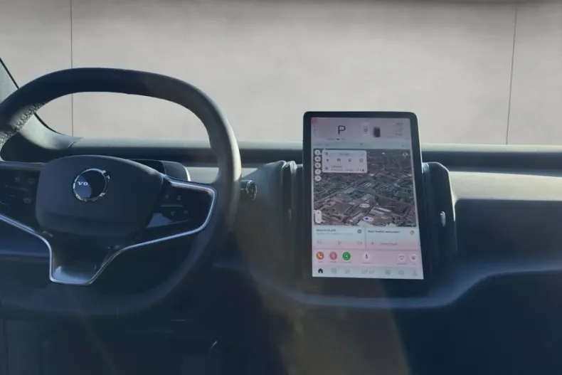 Volvo EX30 din 2025 cu 19.984 km - oferta VOL205486 - foto 9