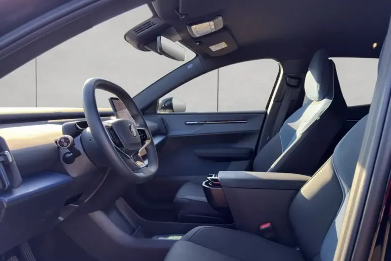 Volvo EX30 din 2025 cu 19.984 km - oferta VOL205486 - foto 11