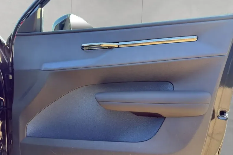 Volvo EX30 din 2025 cu 19.984 km - oferta VOL205486 - foto 19