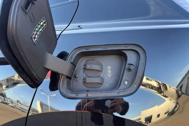 Volvo EX30 din 2025 cu 19.984 km - oferta VOL205486 - foto 26