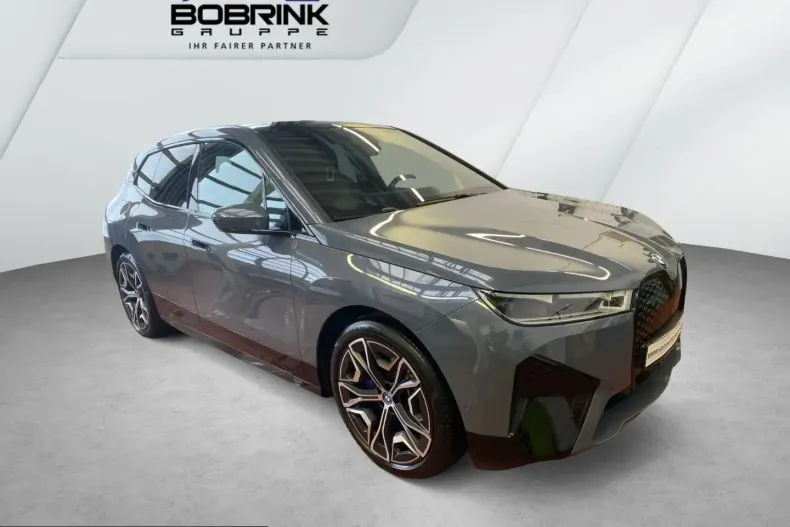 BMW iX din 2022 cu 40.528 km - oferta BMW205489 - foto 2