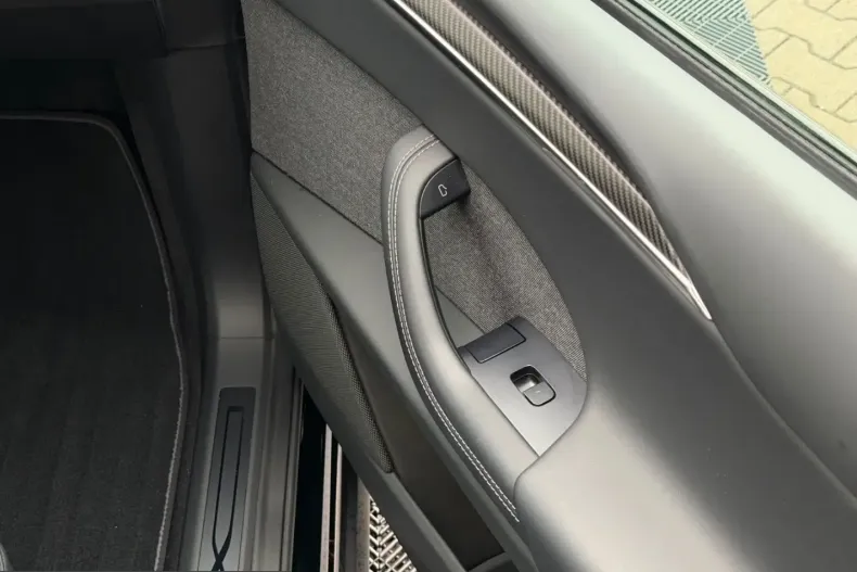 Tesla Model X din 2023 cu 57.999 km - oferta TES205490 - foto 20