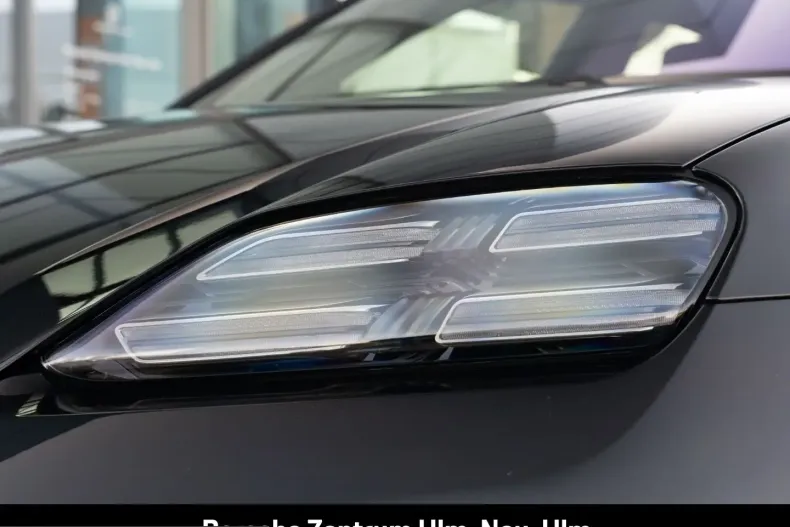 Porsche Macan din 2024 cu 20.500 km - oferta POR205493 - foto 2