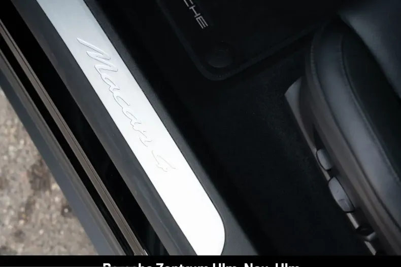 Porsche Macan din 2024 cu 20.500 km - oferta POR205493 - foto 25