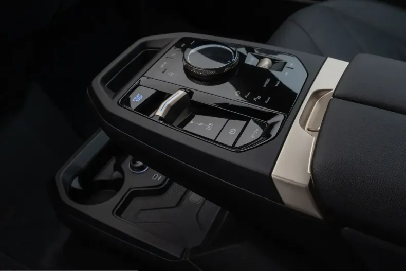 BMW iX din 2022 cu 41.975 km - oferta BMW205494 - foto 20