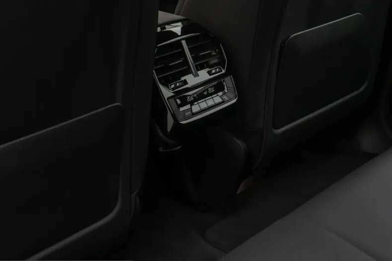 BMW iX din 2022 cu 41.975 km - oferta BMW205494 - foto 27