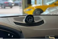 Porsche Taycan din 2024 cu 39.957 km - oferta POR205499 - foto 16