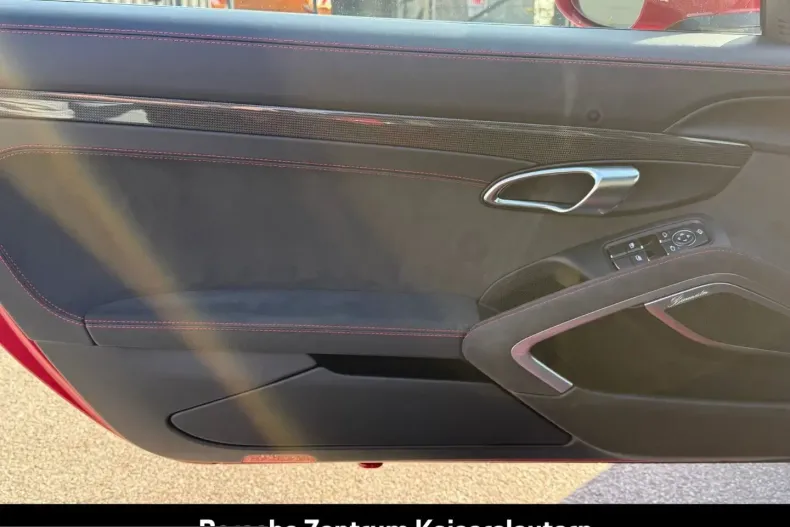 Porsche Boxster din 2024 cu 15.800 km - oferta POR205500 - foto 25